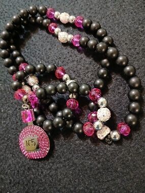 No.5 Pink & Black Beaded Pendant Necklace